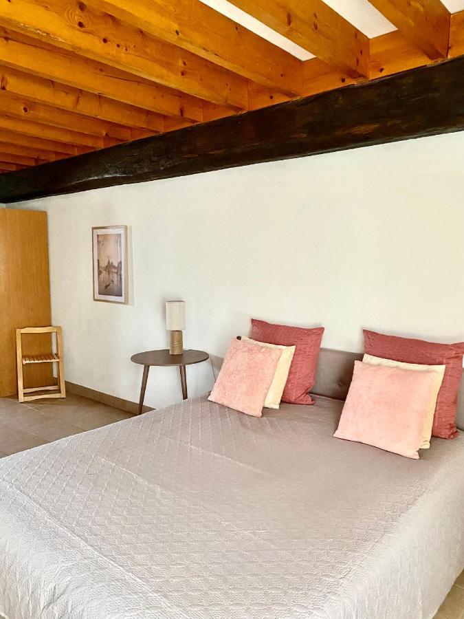 Domaine Du Cellier De La Couronne Bed and Breakfast Sézanne Eksteriør billede